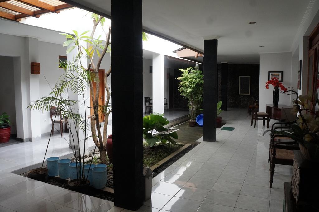 Hotel Kirana Yogyakarta Eksteriør billede