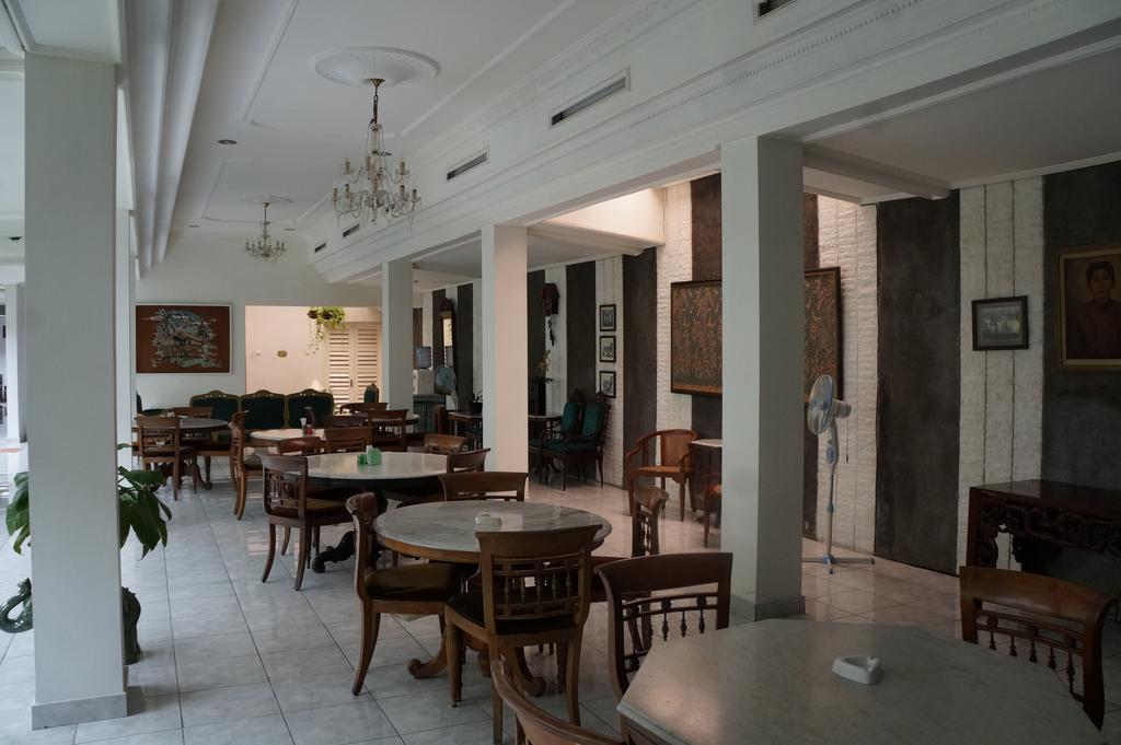 Hotel Kirana Yogyakarta Eksteriør billede