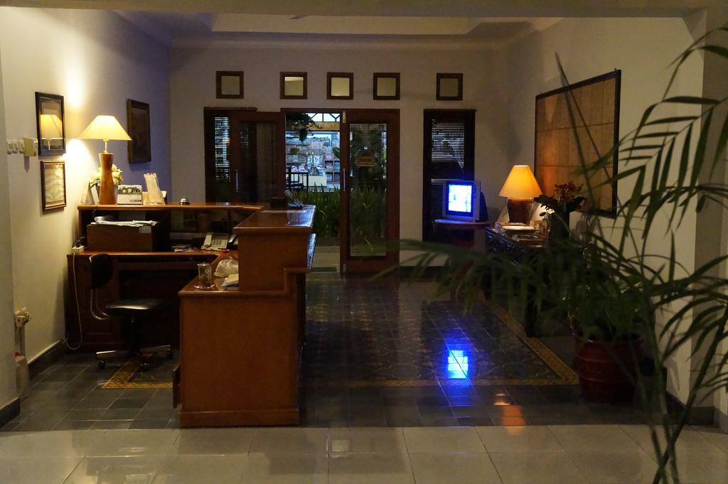 Hotel Kirana Yogyakarta Eksteriør billede